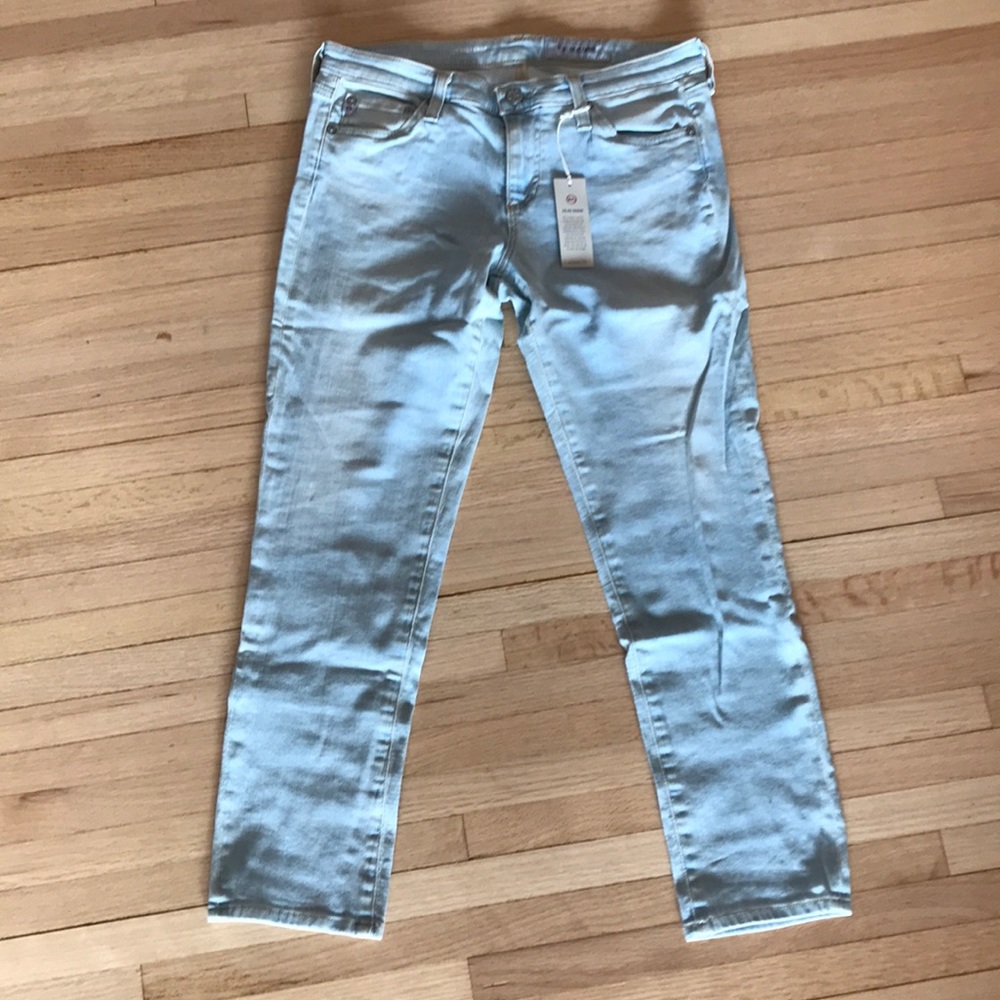 AG Stilt Crop light wash